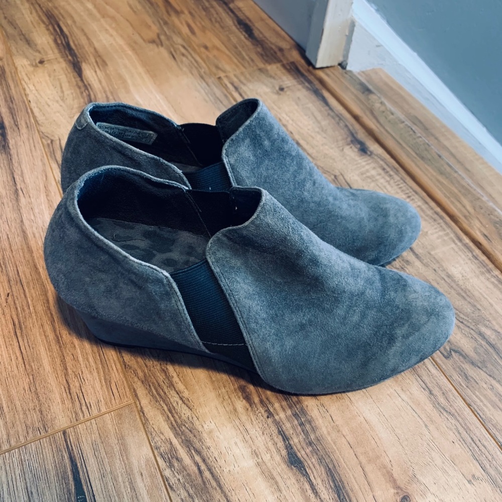 Vionic • Stanton Wedge Bootie